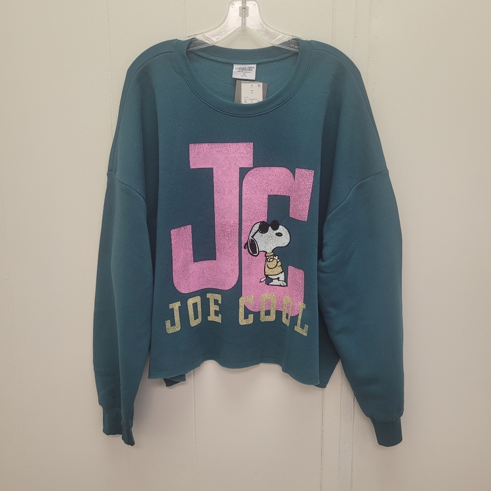 Grayson/Threads Peanuts Snoopy "Joe Cool " Cropped Sweatshirt